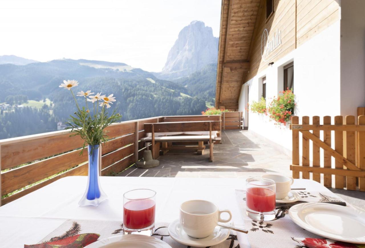 Apartments Rondula Santa Cristina Val Gardena Екстериор снимка